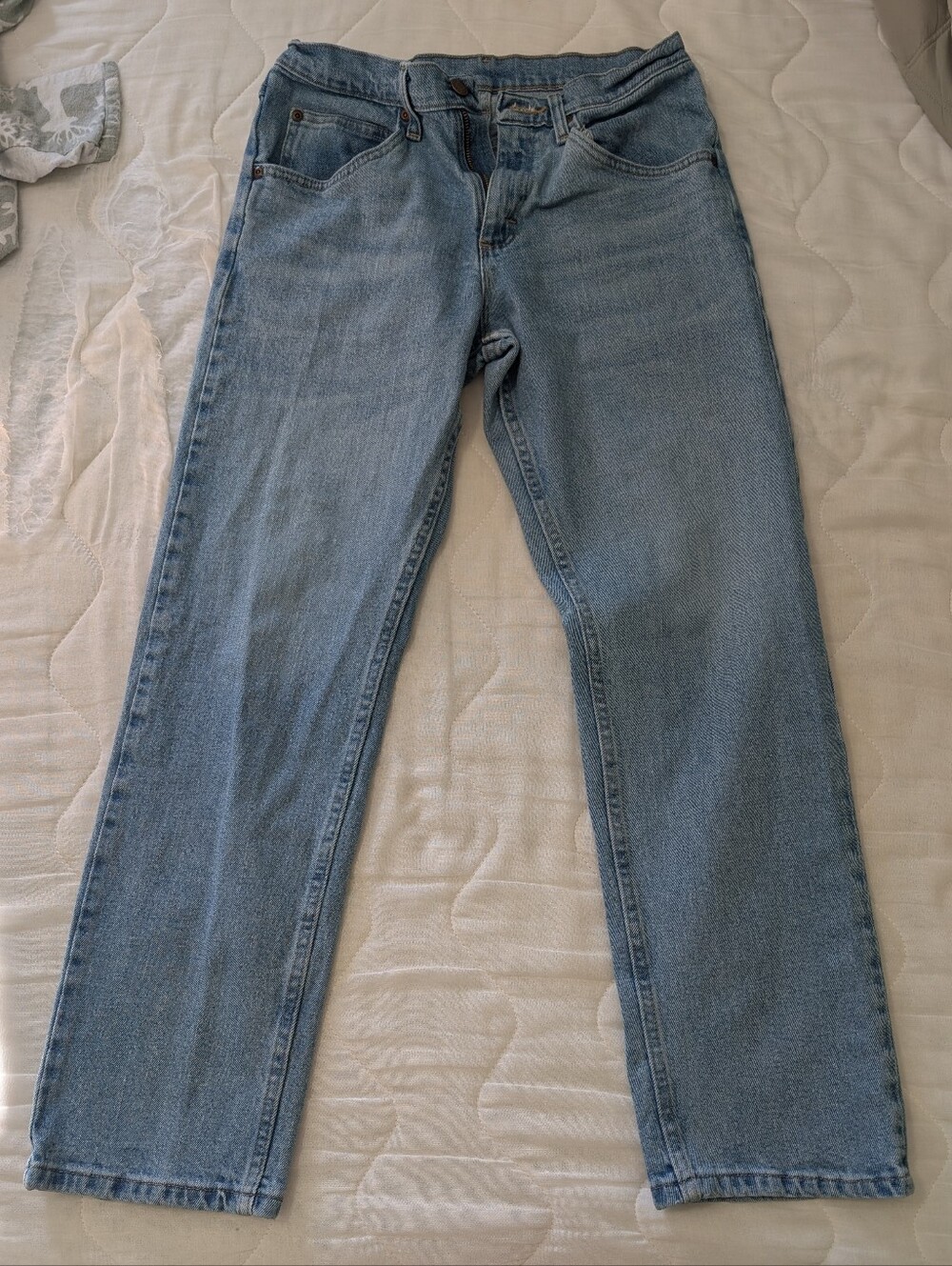 Wrangler Light Blue Straight-Leg Men’s Jeans